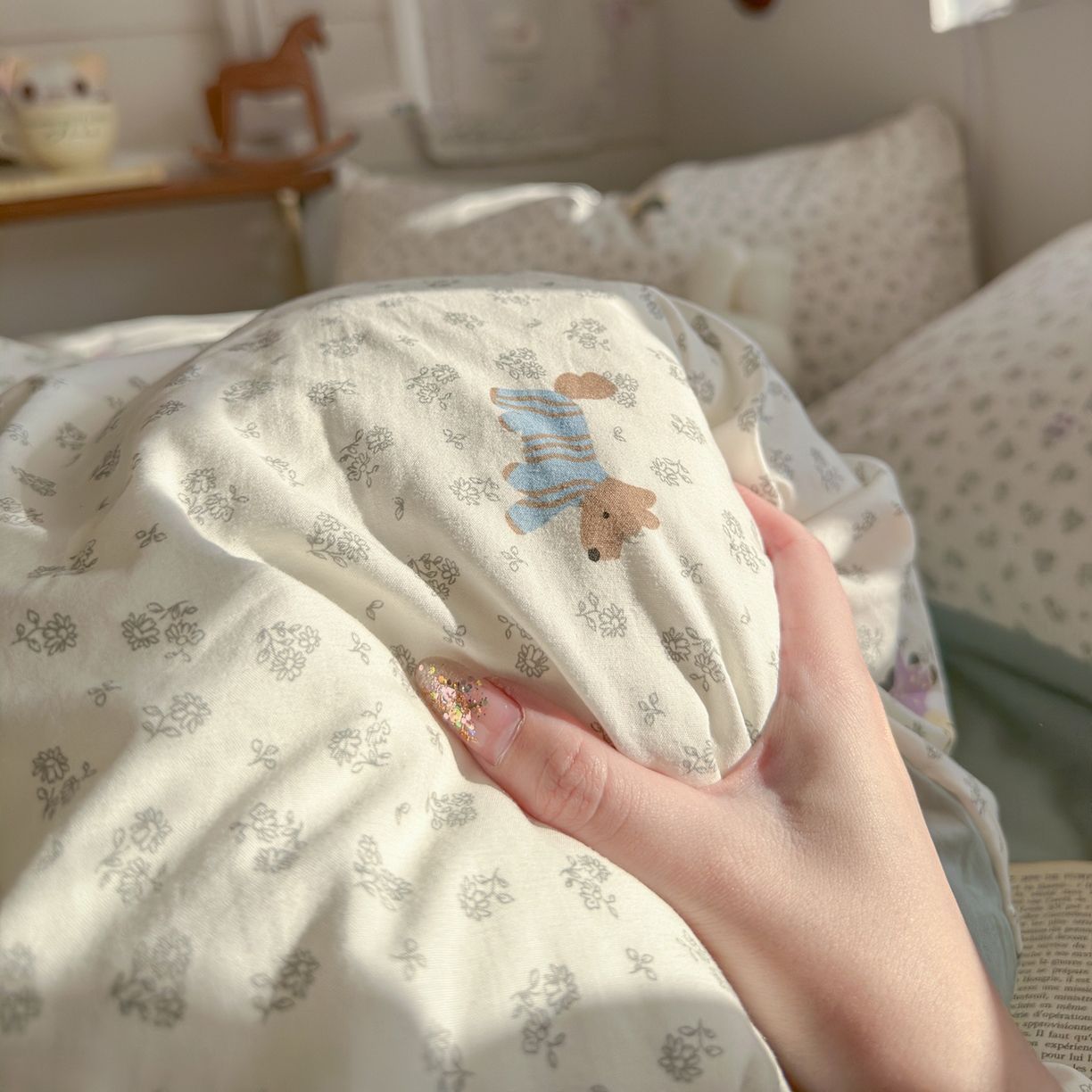 91家纺网 家纺一手货源 找家纺 金梦拉家纺 2026新款春夏古法水洗仿棉砂洗云小棉小布袋四件套 碎花萌狗