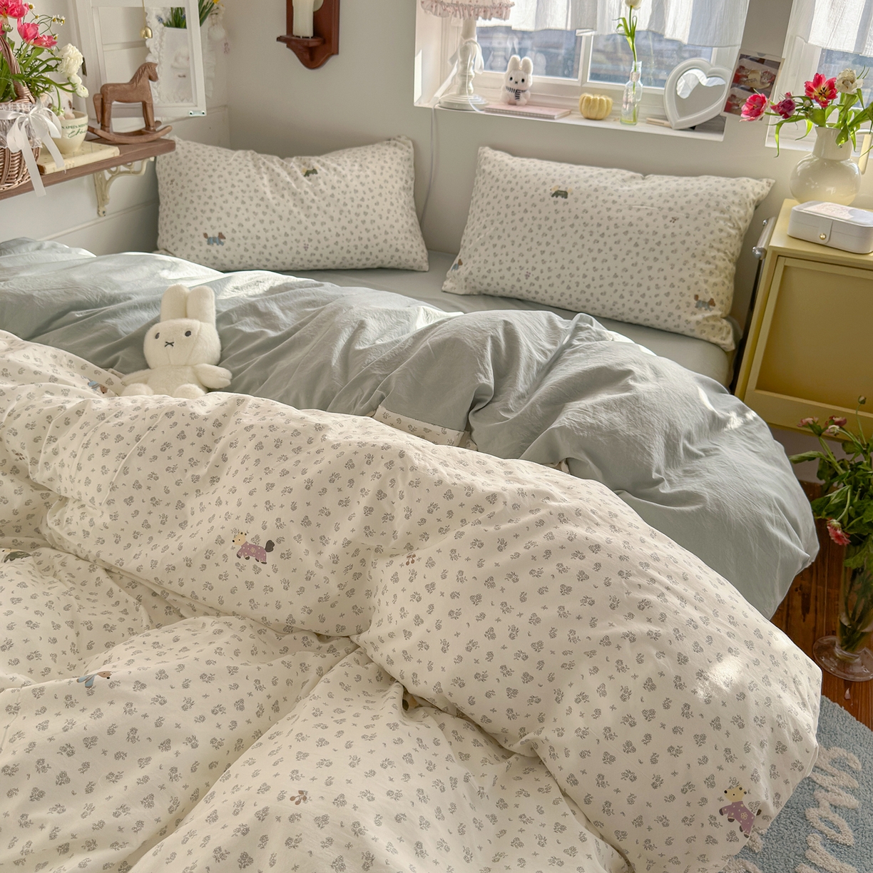 91家纺网 家纺一手货源 找家纺 金梦拉家纺 2026新款春夏古法水洗仿棉砂洗云小棉小布袋四件套 碎花萌狗