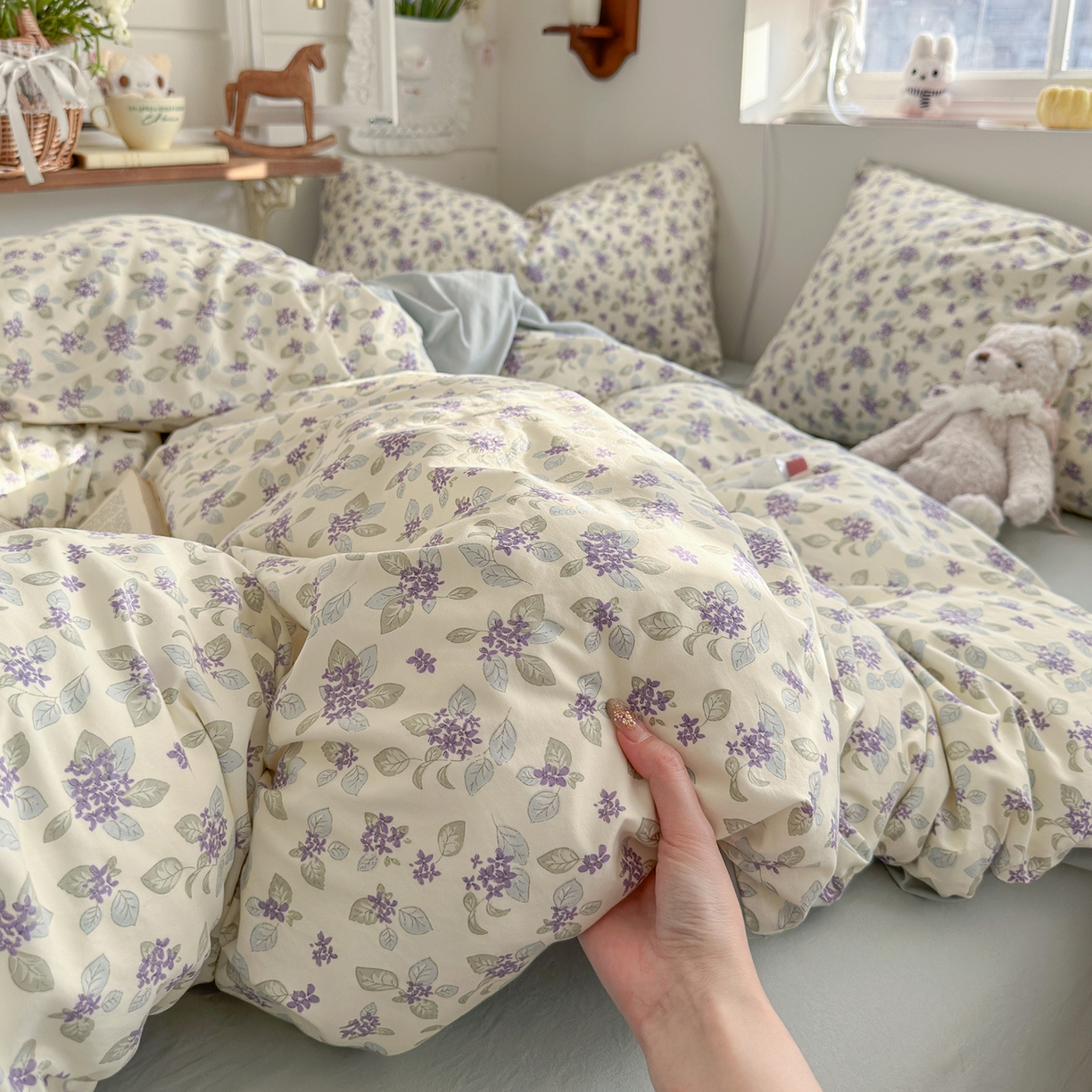 91家纺网 家纺一手货源 找家纺 金梦拉家纺 2026新款春夏古法水洗仿棉砂洗云小棉小布袋四件套 蓝桉花