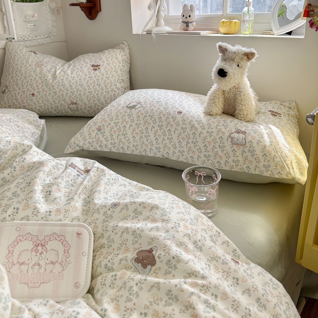 91家纺网 家纺一手货源 找家纺 金梦拉家纺 2026新款春夏古法水洗仿棉砂洗云小棉小布袋四件套 可爱小狗