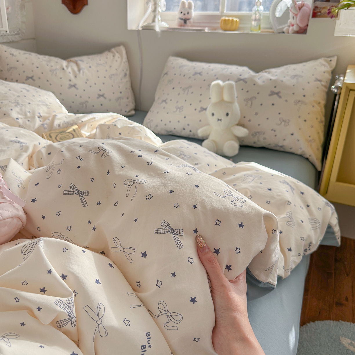 91家纺网 家纺一手货源 找家纺 金梦拉家纺 2026新款春夏古法水洗仿棉砂洗云小棉小布袋四件套 星星蝴蝶结