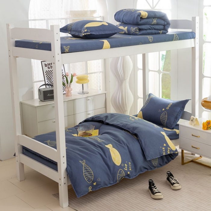 91家纺网 家纺一手货源 找家纺 简冠 开学季2025新款植物羊绒学生宿舍上下铺学生三件套四件套 游鱼