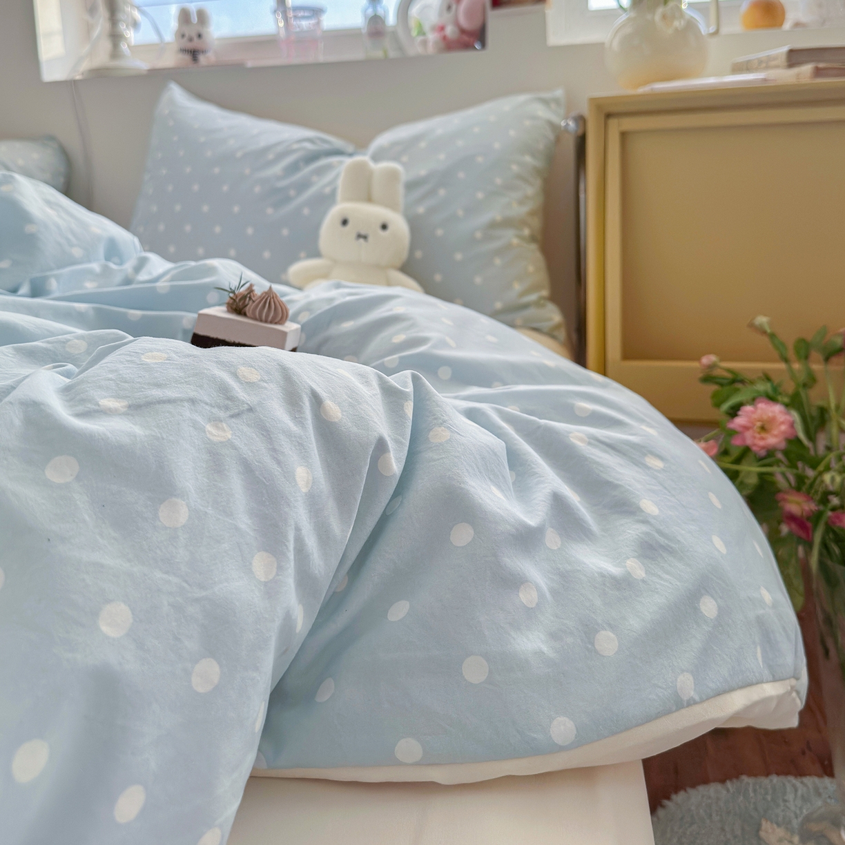 91家纺网 家纺一手货源 找家纺 金梦拉家纺 2026新款春夏古法水洗仿棉砂洗云小棉小布袋四件套 奶蓝波点