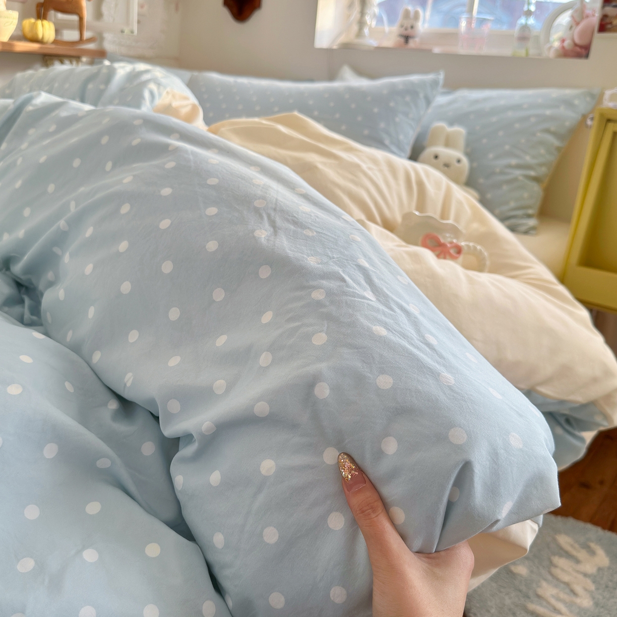 91家纺网 家纺一手货源 找家纺 金梦拉家纺 2026新款春夏古法水洗仿棉砂洗云小棉小布袋四件套 奶蓝波点