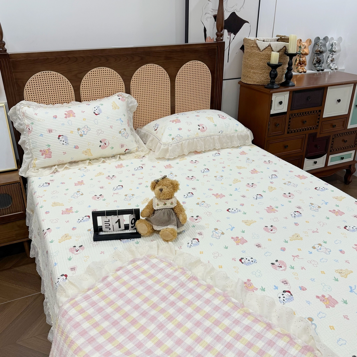 91家纺网 家纺一手货源 找家纺 （总）床盖工厂店 2025新款法式双面全面填充棉花床盖三件套