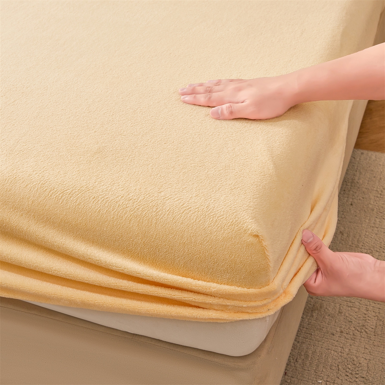 91家纺网 家纺一手货源 找家纺 卡诗兰家纺 2026新款单层牛奶绒床笠 虎皮黄