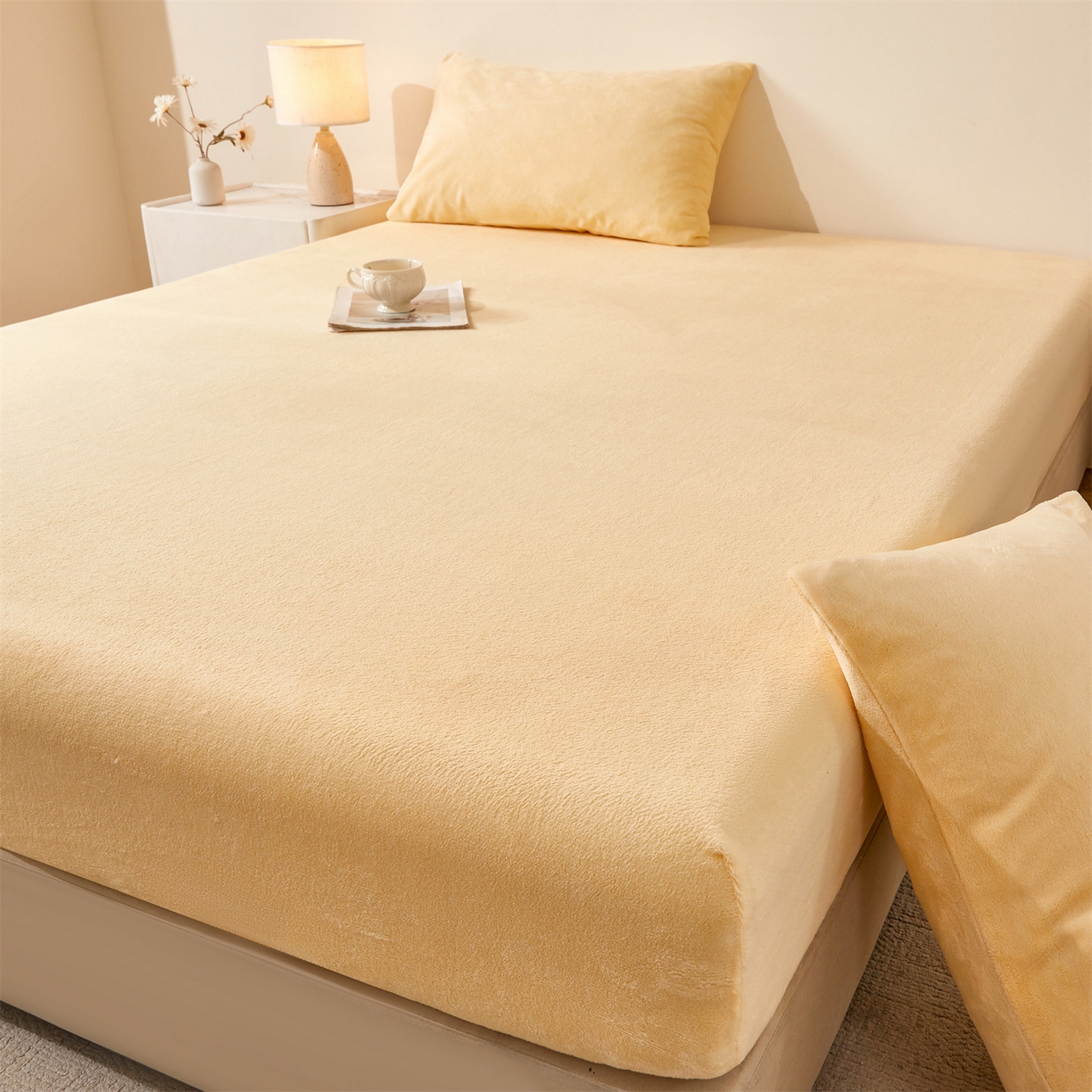 91家纺网 家纺一手货源 找家纺 卡诗兰家纺 2026新款单层牛奶绒床笠 虎皮黄