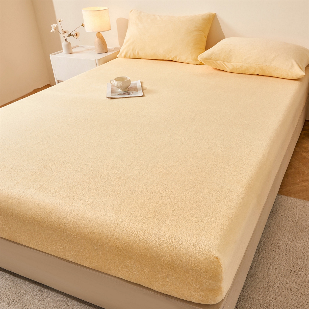 91家纺网 家纺一手货源 找家纺 卡诗兰家纺 2026新款单层牛奶绒床笠 虎皮黄