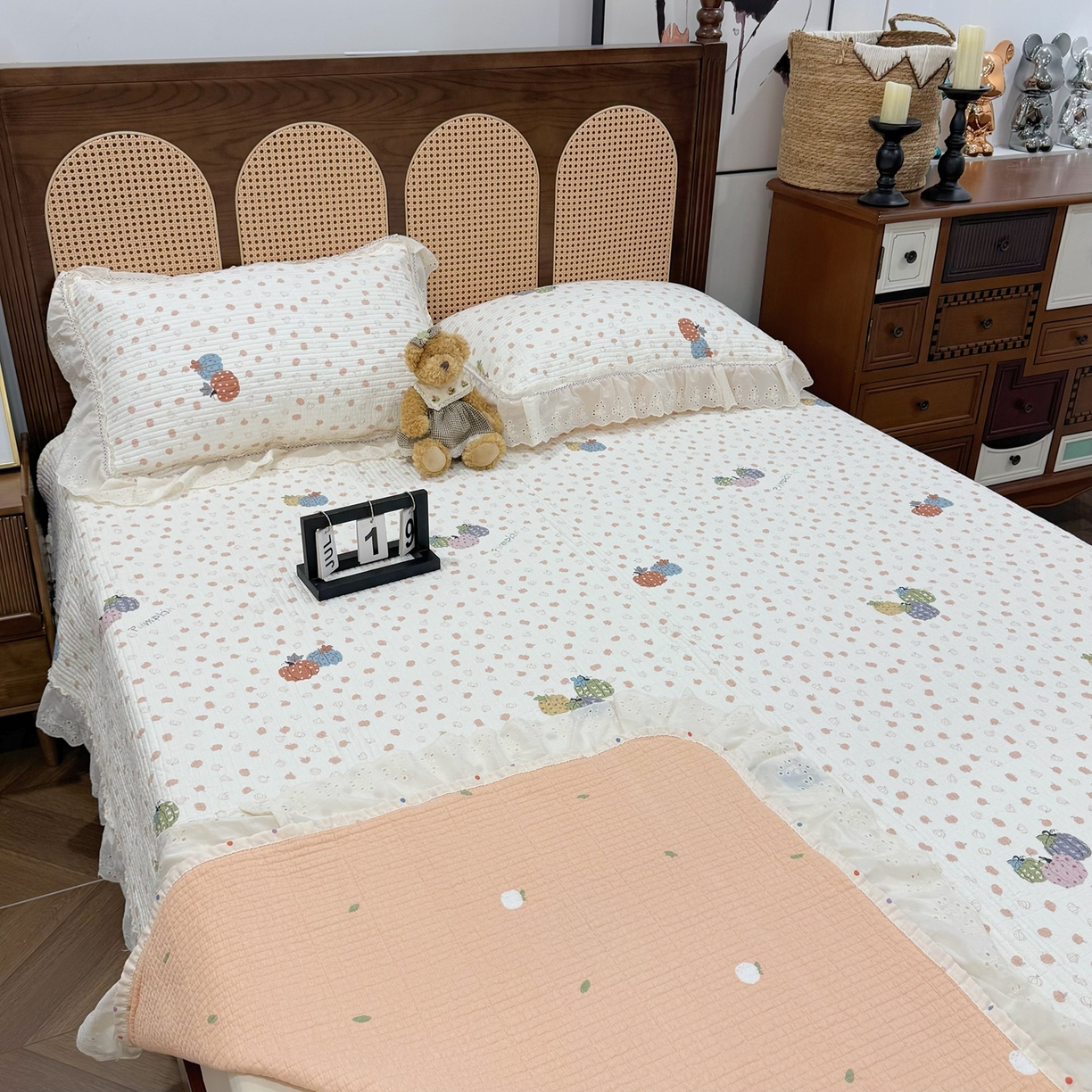 91家纺网 家纺一手货源 找家纺 床盖工厂店 2025新款法式双面全面填充棉花床盖三件套 甜糯软糖