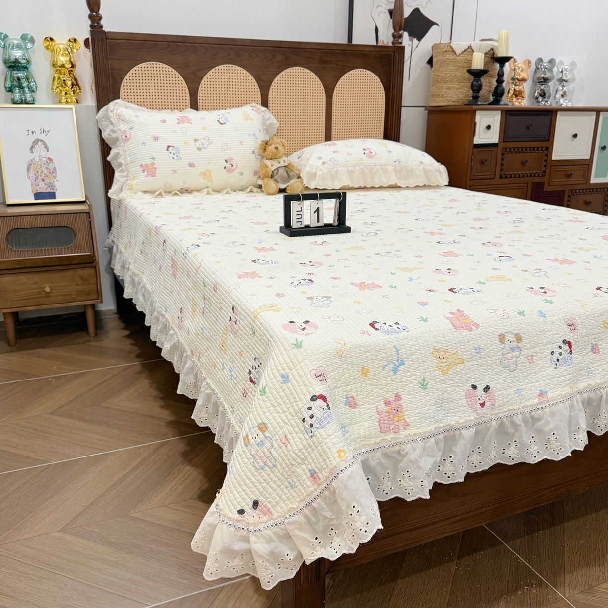 91家纺网 家纺一手货源 找家纺 床盖工厂店 2025新款法式双面全面填充棉花床盖三件套 魔法伙伴