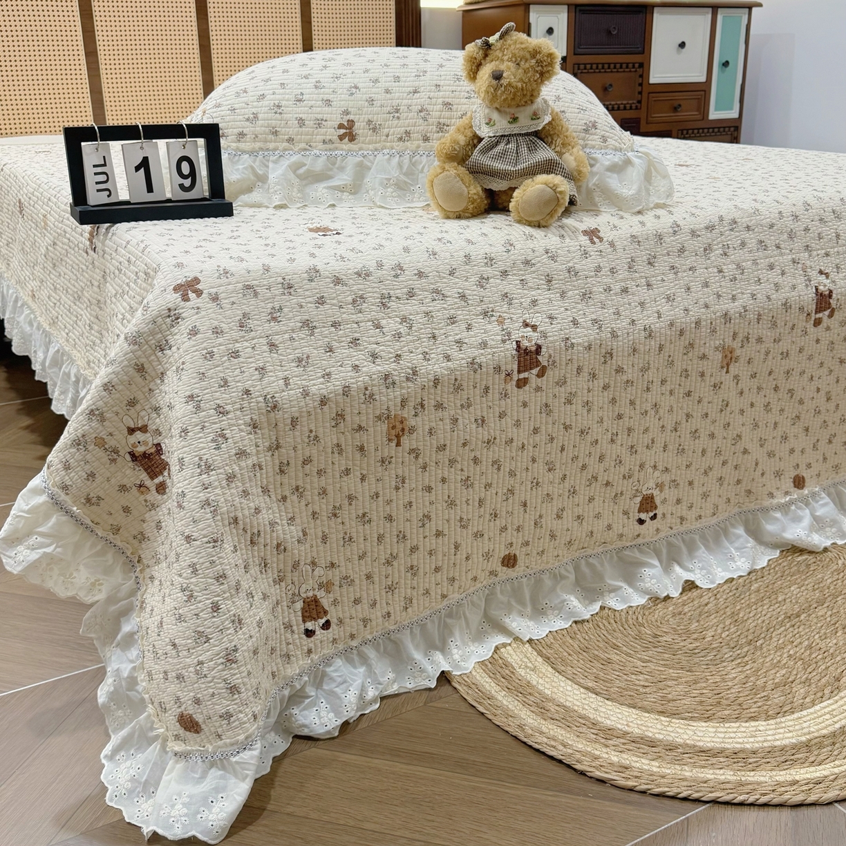 91家纺网 家纺一手货源 找家纺 床盖工厂店 2025新款法式双面全面填充棉花床盖三件套 南瓜甜心