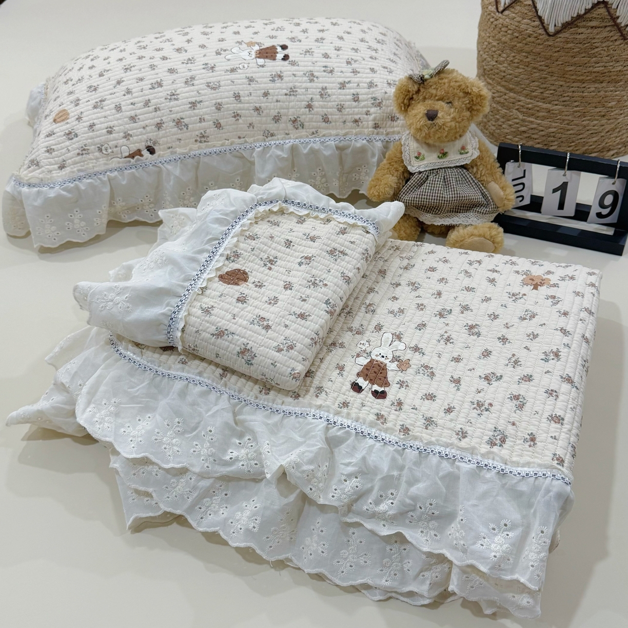 91家纺网 家纺一手货源 找家纺 床盖工厂店 2025新款法式双面全面填充棉花床盖三件套 南瓜甜心