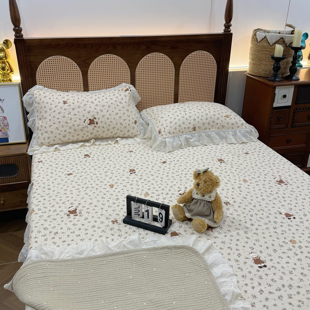 91家纺网 家纺一手货源 找家纺 床盖工厂店 2025新款法式双面全面填充棉花床盖三件套 南瓜甜心