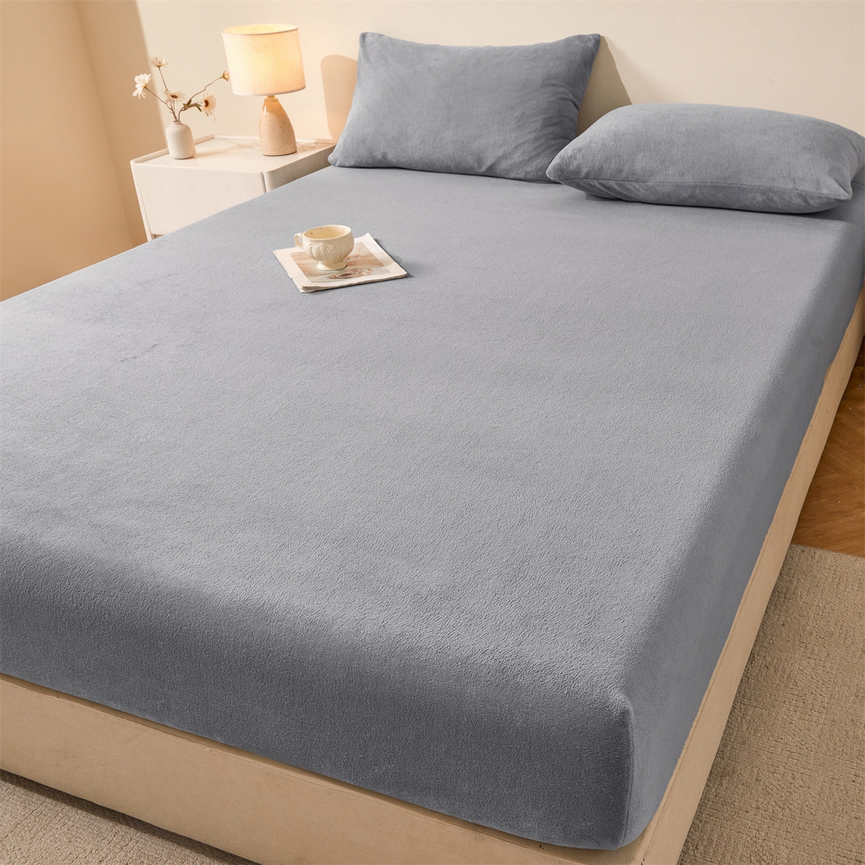 91家纺网 家纺一手货源 找家纺 卡诗兰家纺 2026新款单层牛奶绒床笠 玛瑙灰