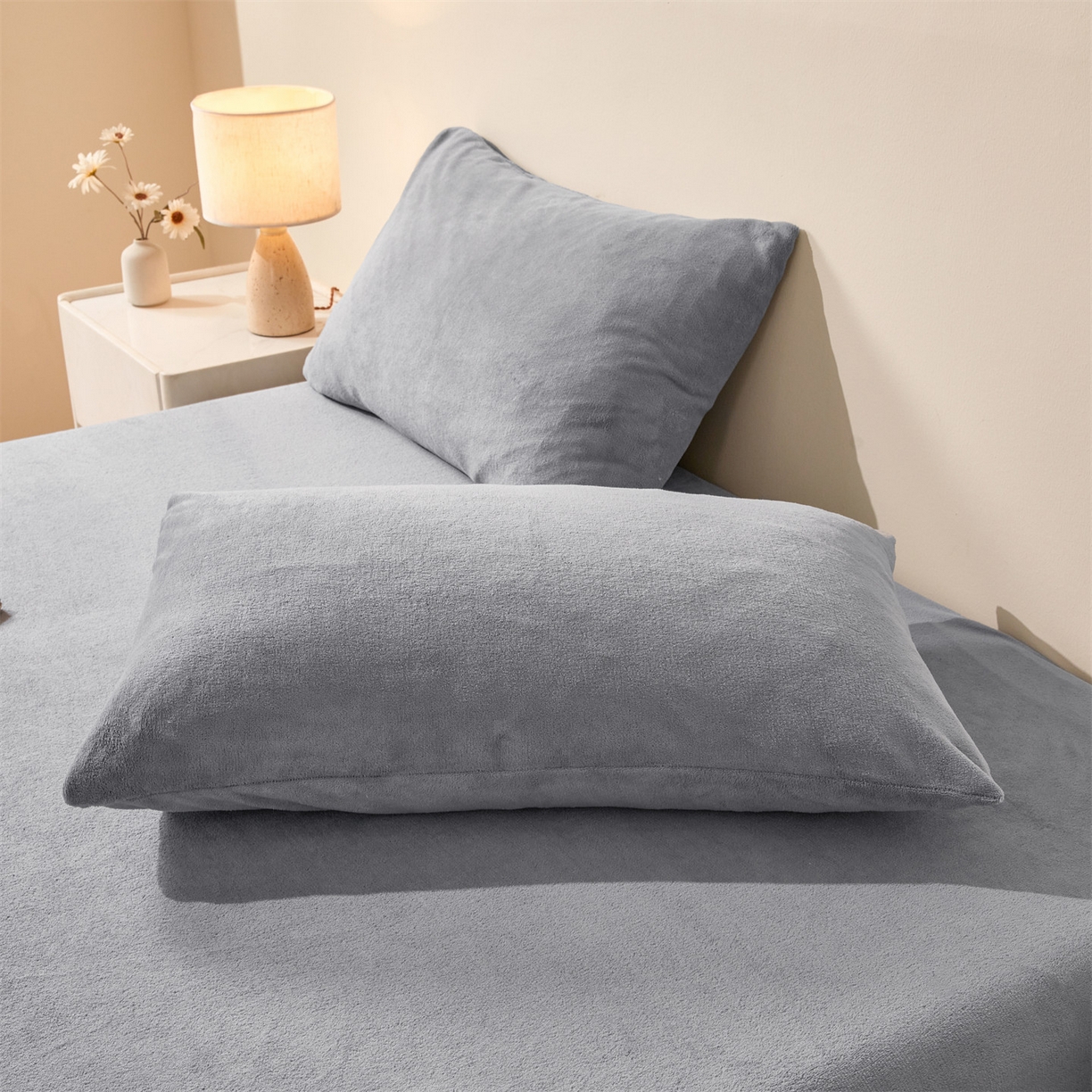 91家纺网 家纺一手货源 找家纺 卡诗兰家纺 2026新款单层牛奶绒床笠 玛瑙灰