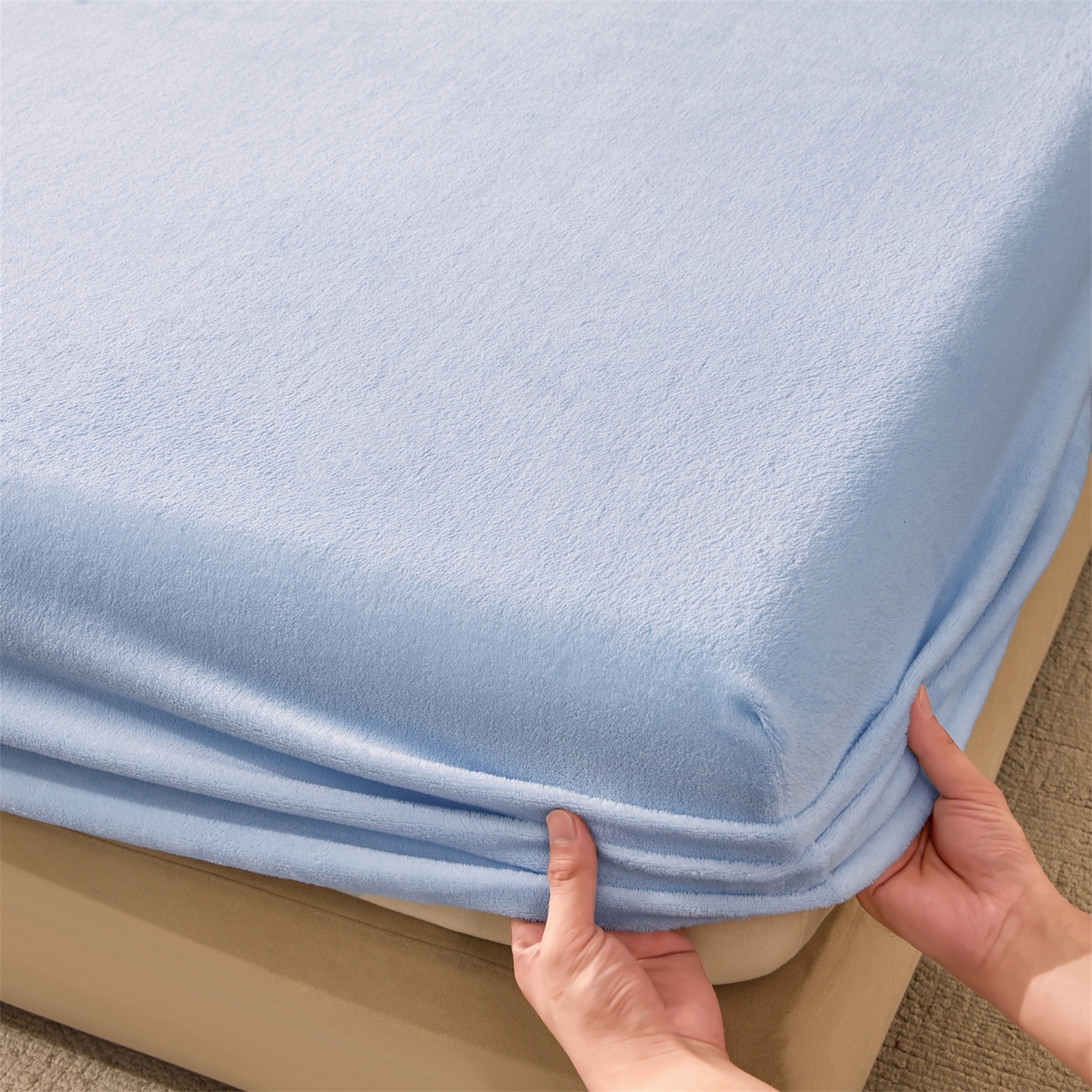 91家纺网 家纺一手货源 找家纺 卡诗兰家纺 2026新款单层牛奶绒床笠 星蓝