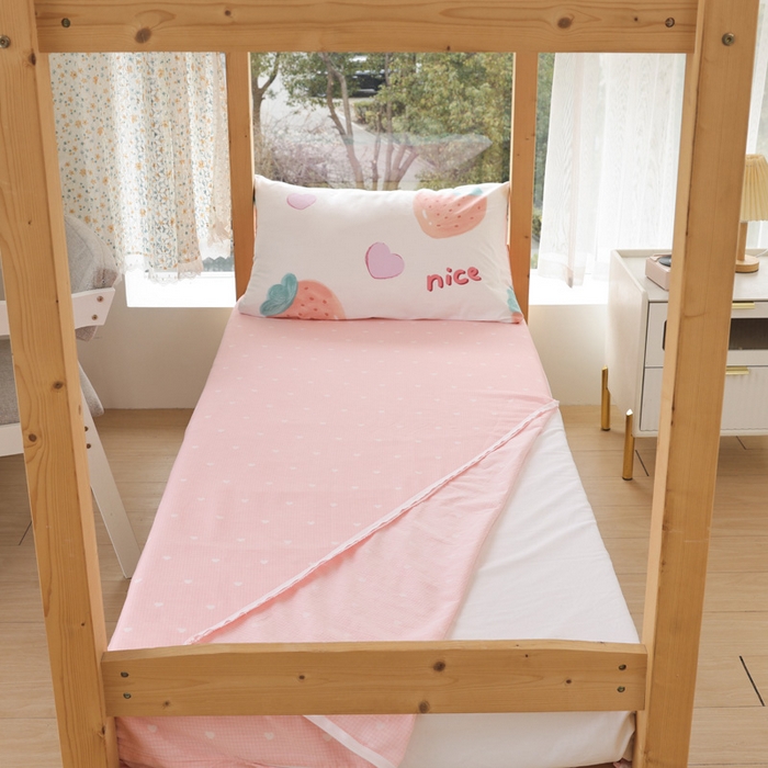 91家纺网 家纺一手货源 找家纺 宅部落 2026新款全棉三件套纯棉学生宿舍上下铺六件套 奈斯草莓