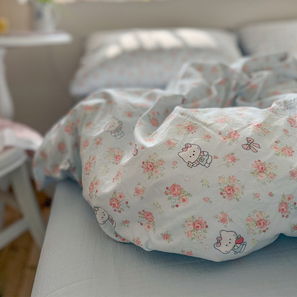 91家纺网 家纺一手货源 找家纺 罗亿家纺 2026新款A类古法水洗仿棉云感纱四件套 花花kt梦