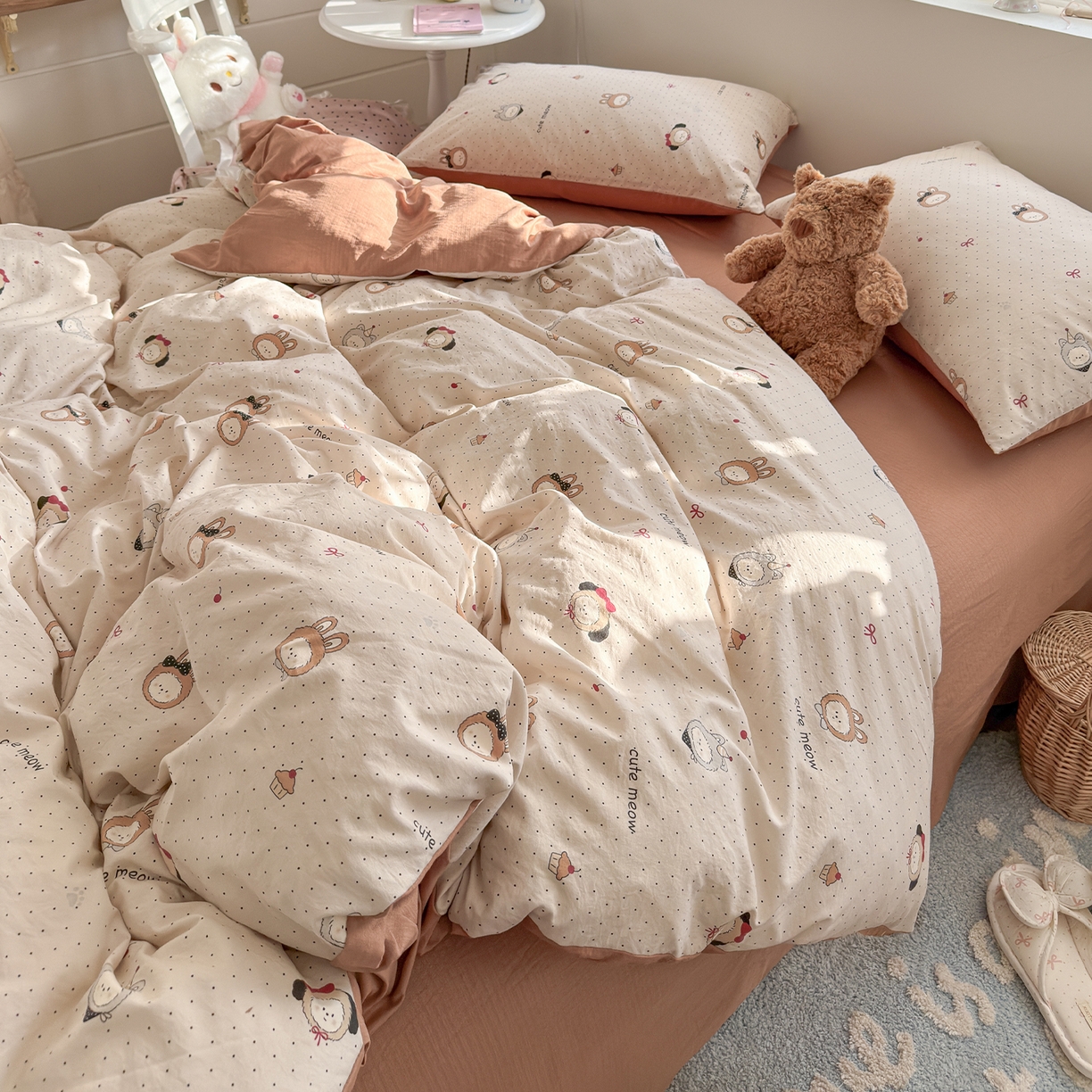 91家纺网 家纺一手货源 找家纺 罗亿家纺 2026新款A类古法水洗仿棉云感纱四件套 焦糖LABUBU