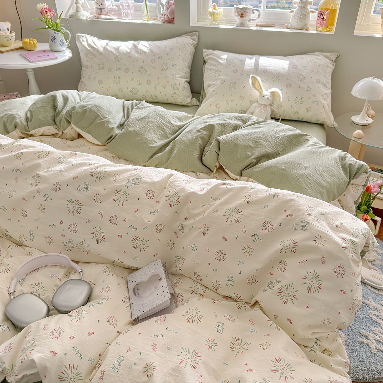 91家纺网 家纺一手货源 找家纺 罗亿家纺 2026新款A类古法水洗仿棉云感纱四件套 烟花星语