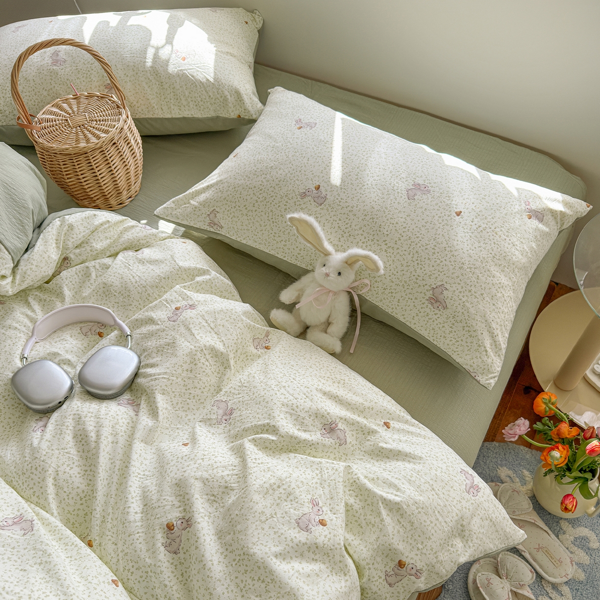 91家纺网 家纺一手货源 找家纺 罗亿家纺 2026新款A类古法水洗仿棉云感纱四件套 绿萌兔子