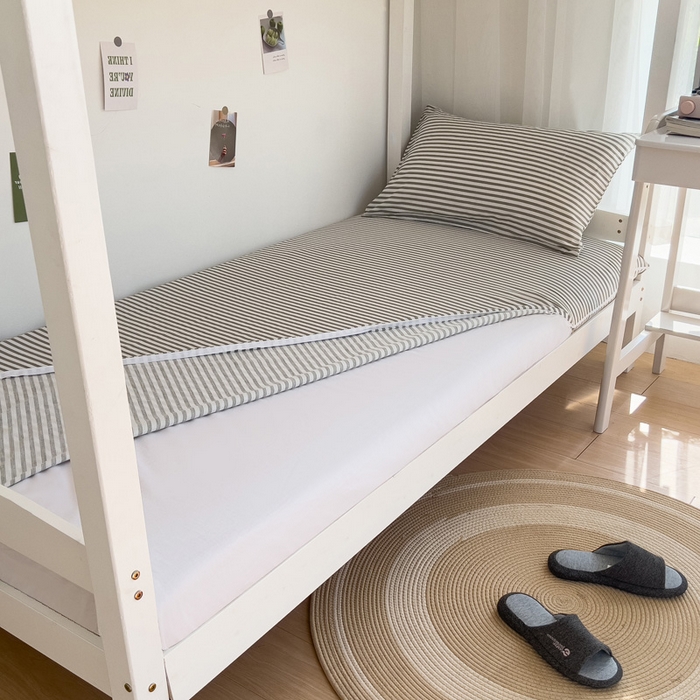 91家纺网 家纺一手货源 找家纺 宅部落 2026新款全棉学生宿舍褥子套纯棉床垫套 灰细条纹