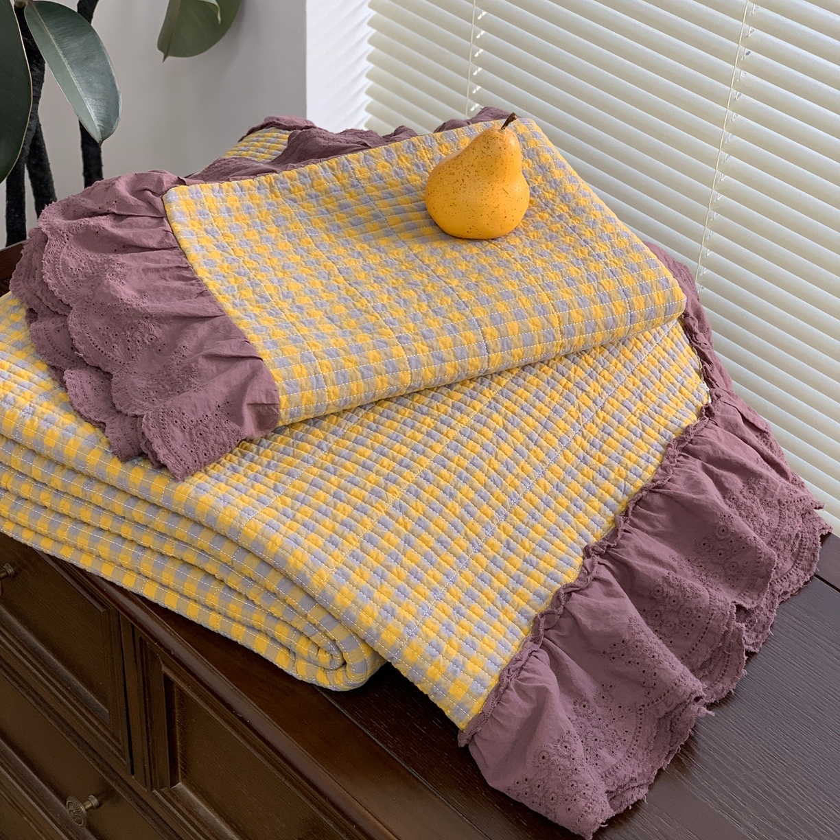 91家纺网 家纺一手货源 找家纺 床盖工厂店 2025新款双面全棉纯棉填充棉花花边款床盖三件套芸素 芸素-黄