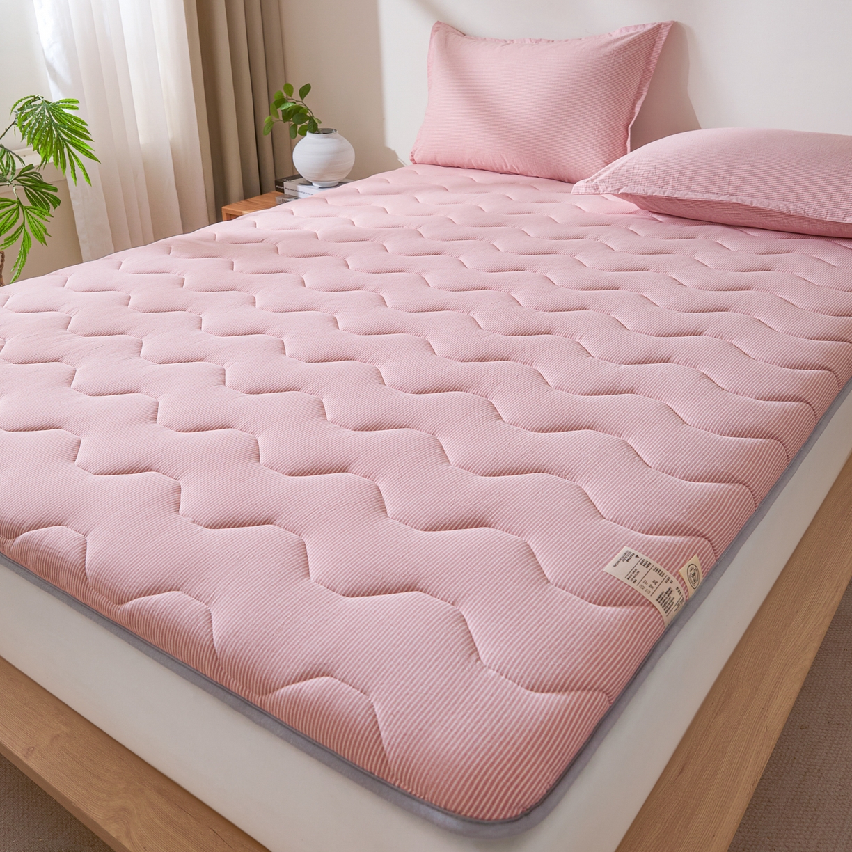 91家纺网 家纺一手货源 找家纺 （总）丽诺床垫 2026新款A类全棉色织水洗棉棉花三明治床垫（床垫不定制超200x220以上的尺寸）