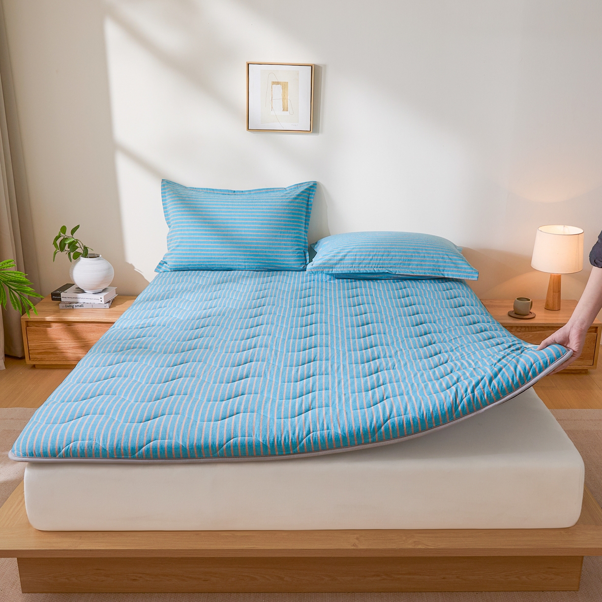 91家纺网 家纺一手货源 找家纺 丽诺床垫 2026新款A类全棉色织水洗棉棉花三明治床垫（床垫不定制超200x220以上的尺寸） 追光蓝
