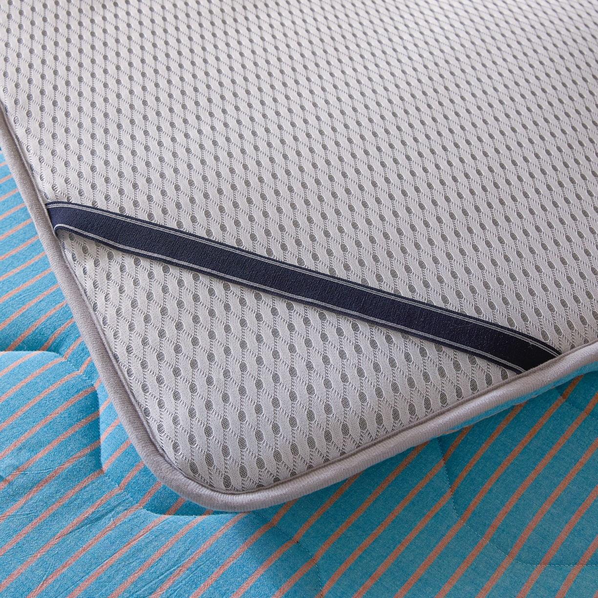 91家纺网 家纺一手货源 找家纺 丽诺床垫 2026新款A类全棉色织水洗棉棉花三明治床垫（床垫不定制超200x220以上的尺寸） 追光蓝