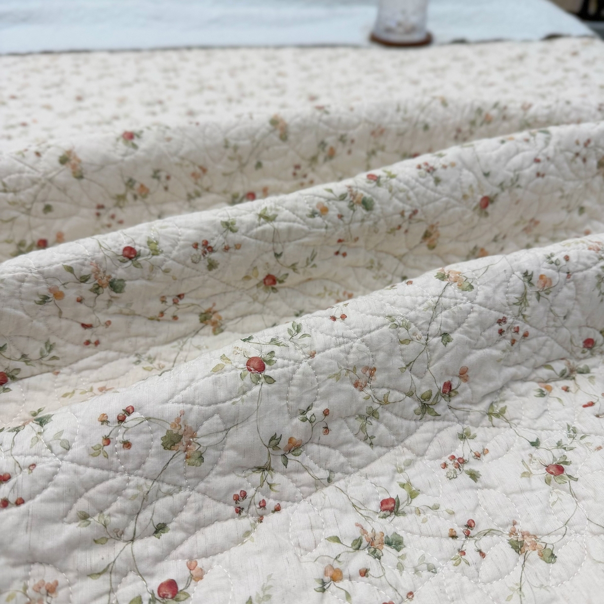 91家纺网 家纺一手货源 找家纺 （总）床盖工厂店 2025新款全棉天竺棉麻三件套填充棉花床盖三件套花卉系列