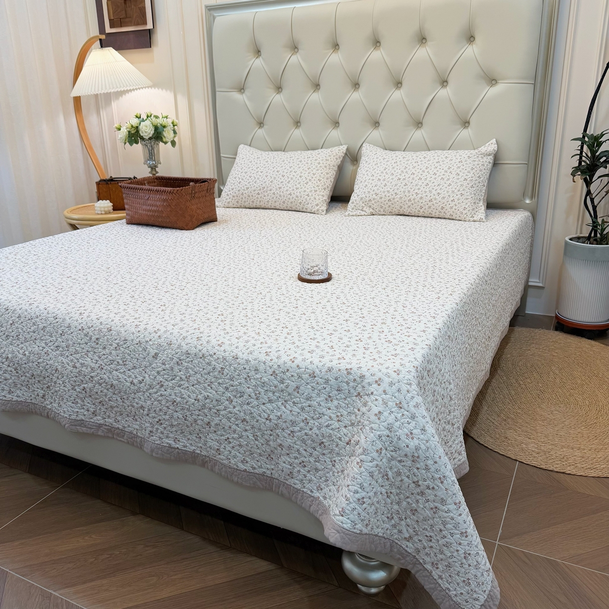 91家纺网 家纺一手货源 找家纺 床盖工厂店 2025新款全棉天竺棉麻三件套填充棉花床盖三件套花卉系列 花田半亩