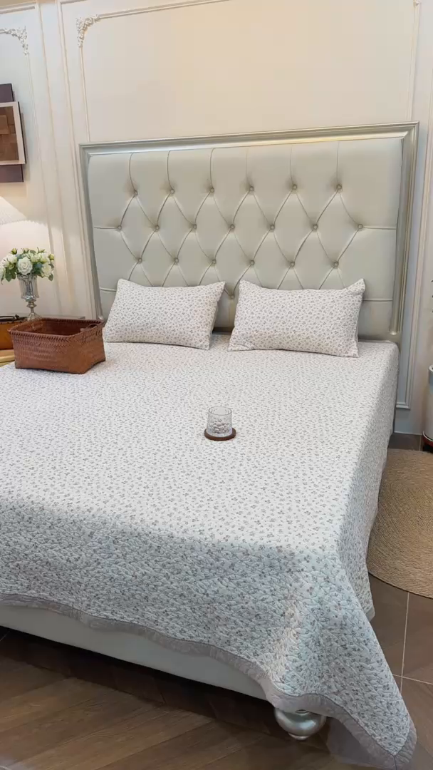 91家纺网 家纺一手货源 找家纺 床盖工厂店 2025新款全棉天竺棉麻三件套填充棉花床盖三件套花卉系列 花田半亩