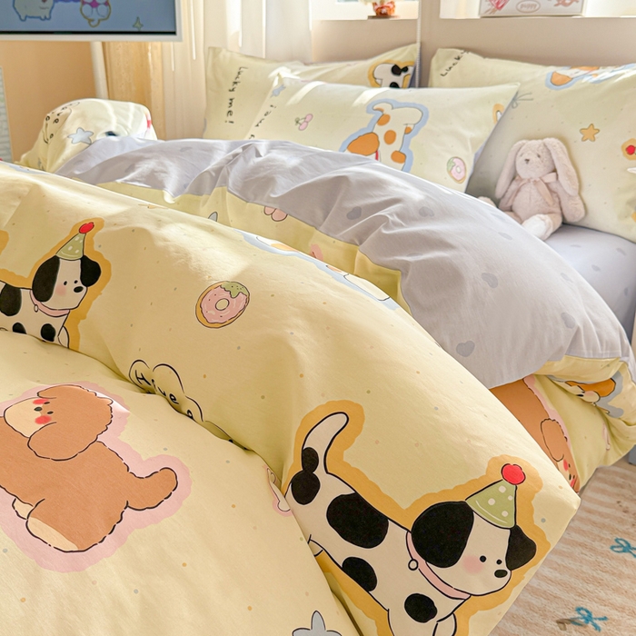 91家纺网 家纺一手货源 找家纺 曼之夏 2025新款全棉印花四件套-系列二 奶油羞羞狗