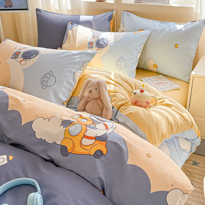 91家纺网 家纺一手货源 找家纺 曼之夏 2025新款全棉印花四件套-系列二 蓝星太空人