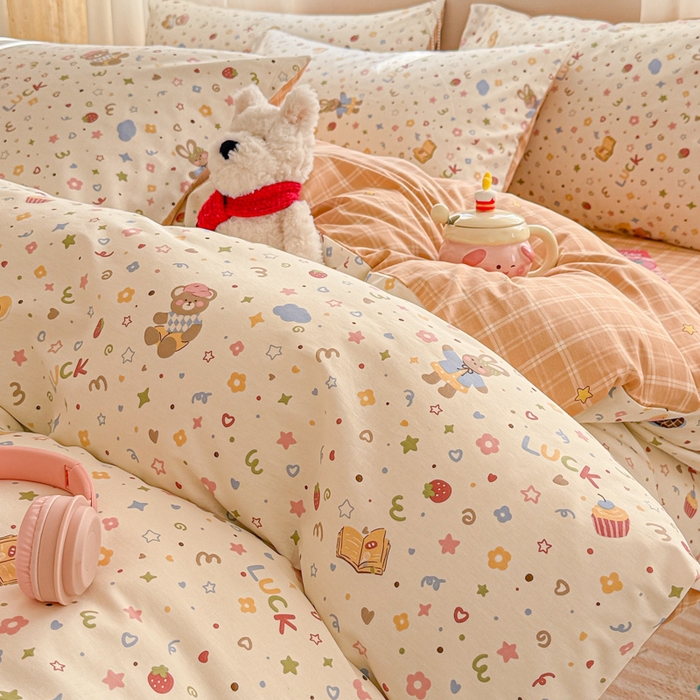 91家纺网 家纺一手货源 找家纺 曼之夏 2025新款全棉印花四件套-系列二 都市熊仔