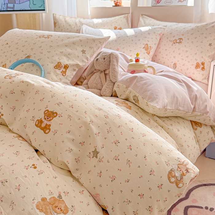 91家纺网 家纺一手货源 找家纺 曼之夏 2025新款全棉印花四件套-系列二 软糖萌宠