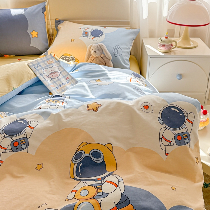 91家纺网 家纺一手货源 找家纺 曼之夏 2025新款全棉印花四件套-系列二 蓝星太空人