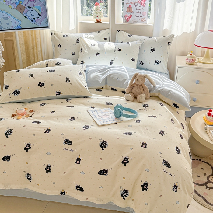 91家纺网 家纺一手货源 找家纺 曼之夏 2025新款全棉印花四件套-系列二 贪睡猫