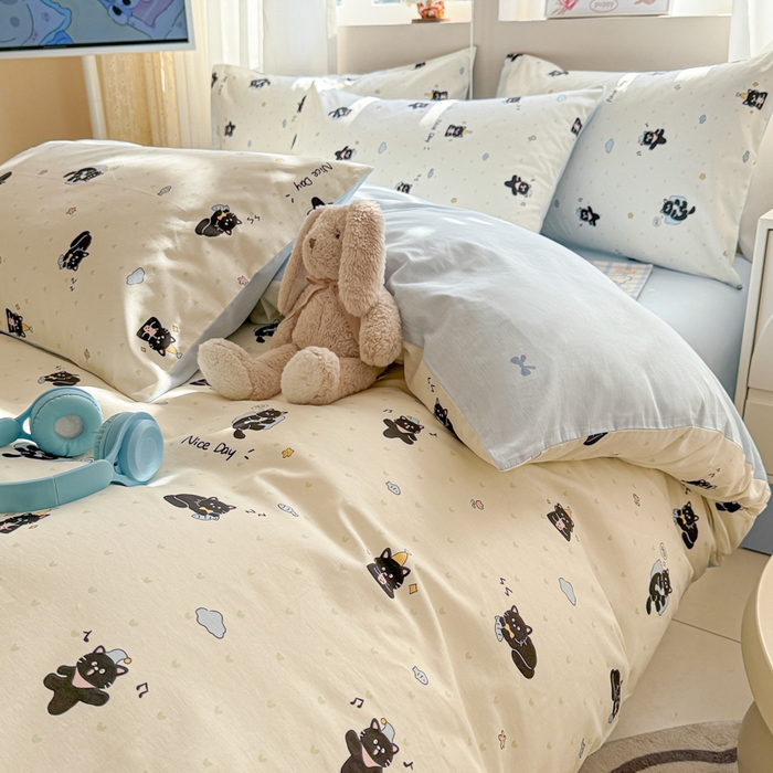 91家纺网 家纺一手货源 找家纺 曼之夏 2025新款全棉印花四件套-系列二 贪睡猫