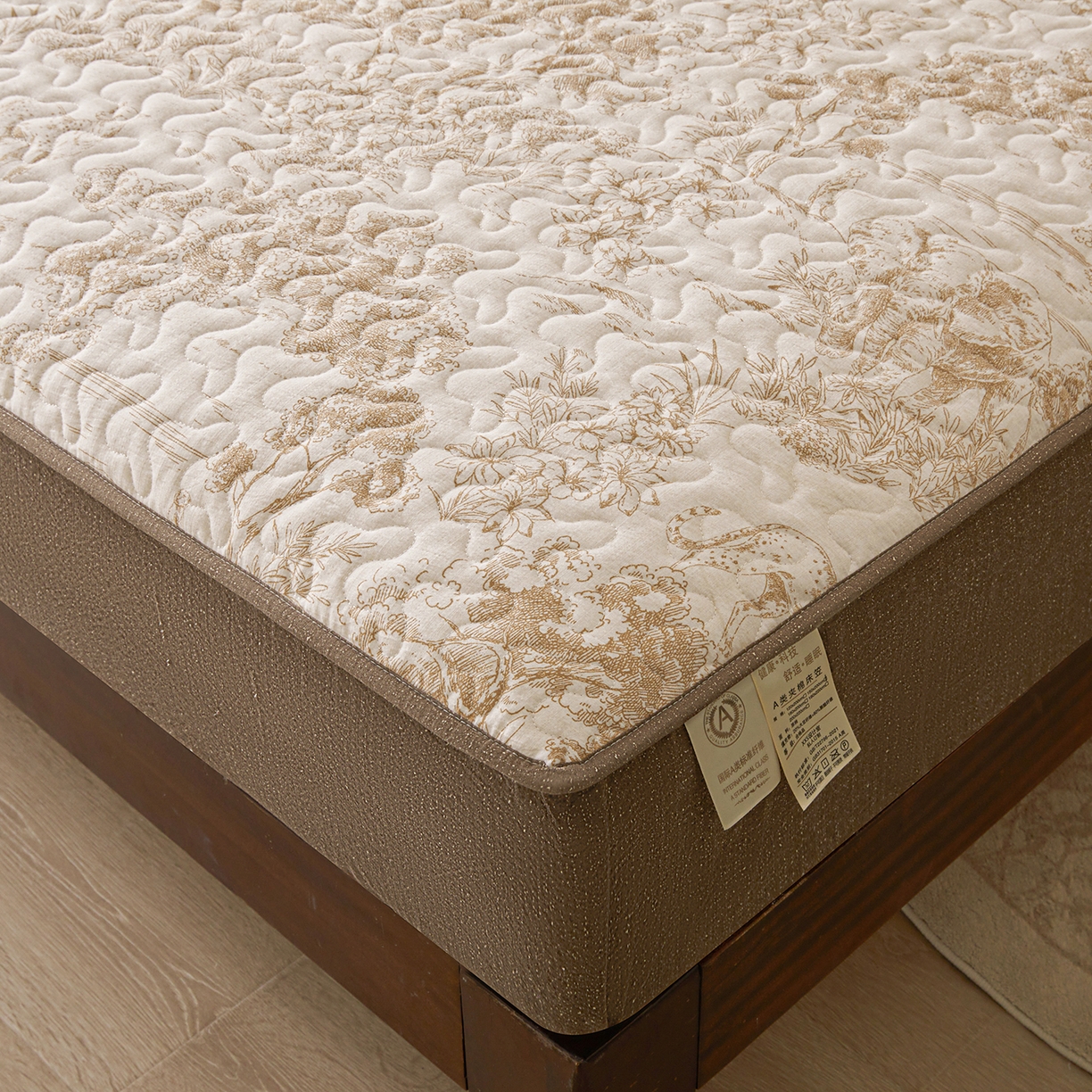 91家纺网 家纺一手货源 找家纺 （总）笠裙家纺 2026新款加厚云感水洗棉印花夹棉床笠床罩【幻彩系列】