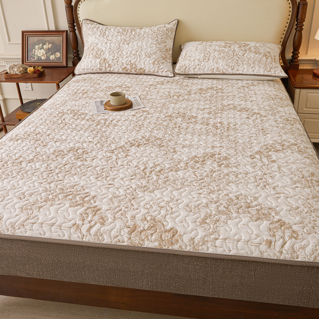 91家纺网 家纺一手货源 找家纺 （总）笠裙家纺 2026新款加厚云感水洗棉印花夹棉床笠床罩【幻彩系列】