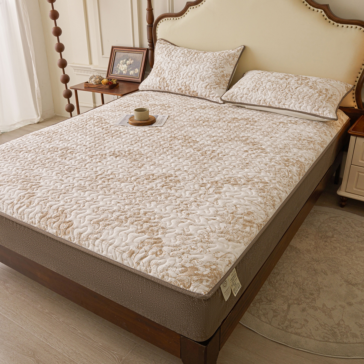 91家纺网 家纺一手货源 找家纺 （总）笠裙家纺 2026新款加厚云感水洗棉印花夹棉床笠床罩【幻彩系列】