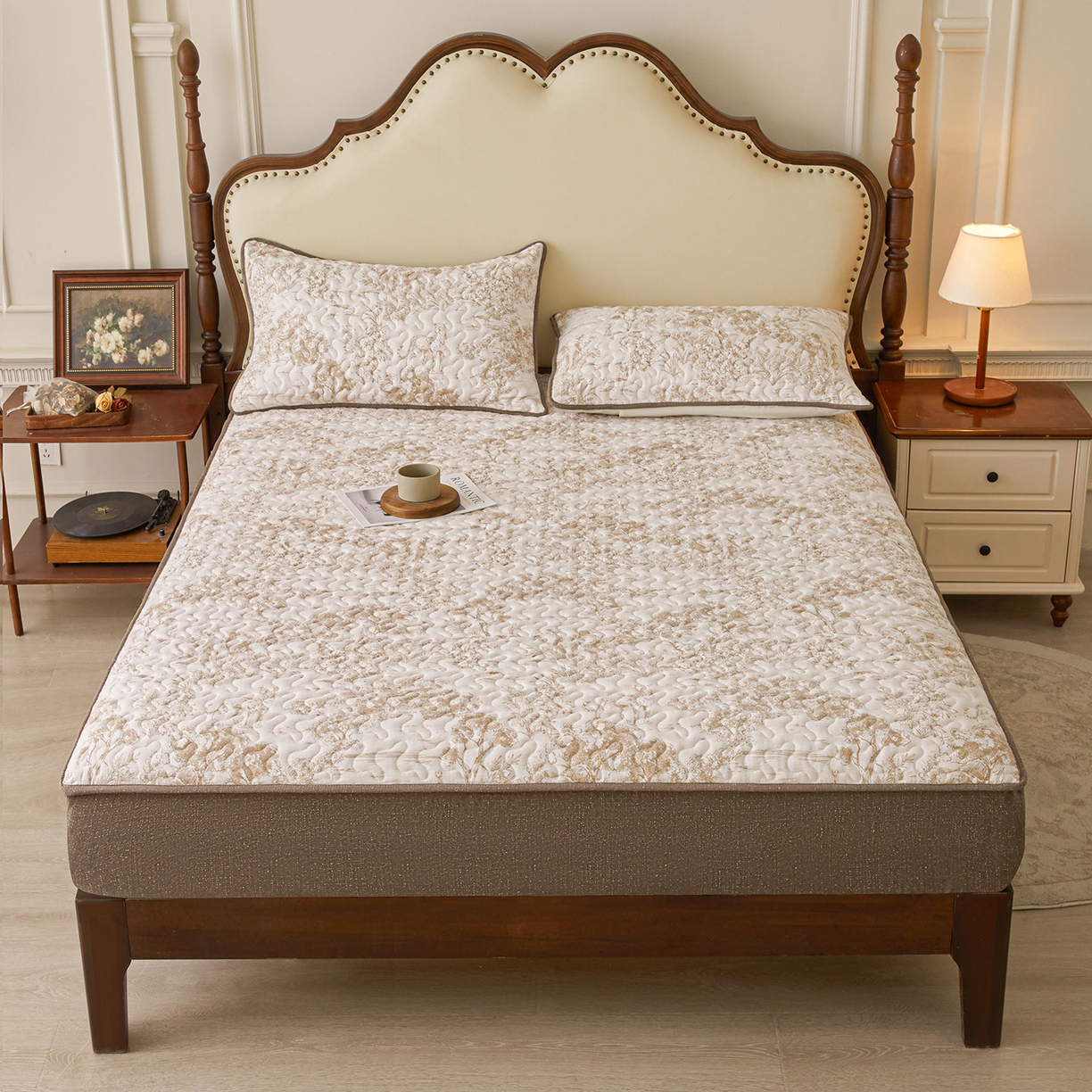 91家纺网 家纺一手货源 找家纺 （总）笠裙家纺 2026新款加厚云感水洗棉印花夹棉床笠床罩【幻彩系列】