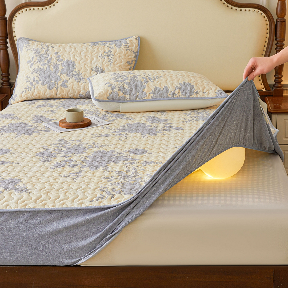 91家纺网 家纺一手货源 找家纺 笠裙家纺 2026新款加厚云感水洗棉印花夹棉床笠床罩【幻彩系列】 幻彩-兰亭序