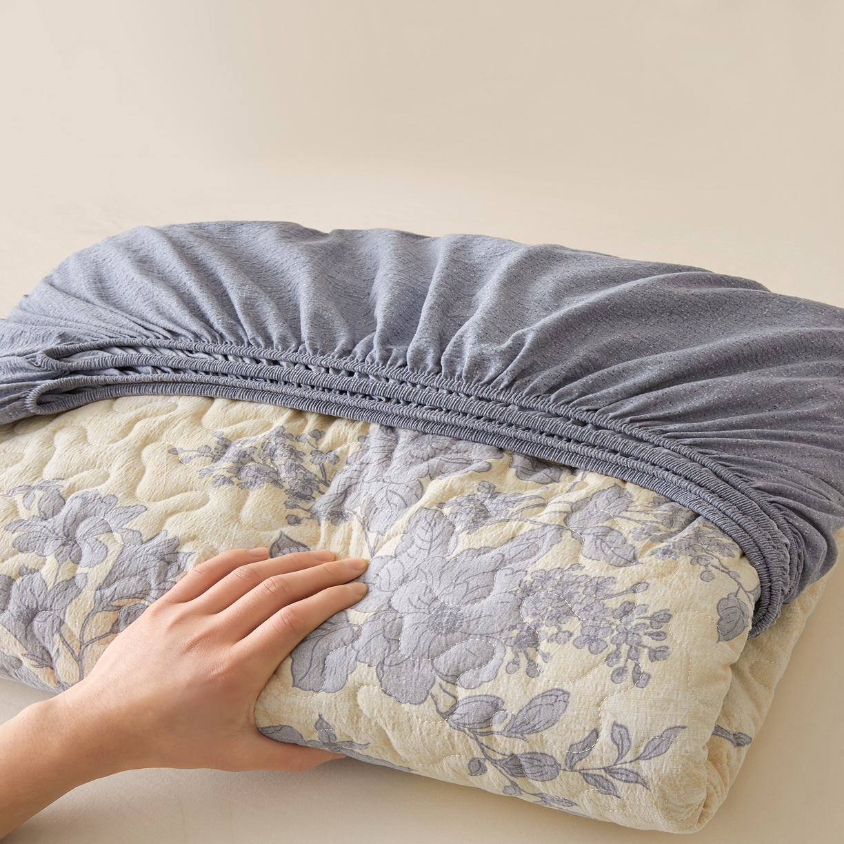 91家纺网 家纺一手货源 找家纺 笠裙家纺 2026新款加厚云感水洗棉印花夹棉床笠床罩【幻彩系列】 幻彩-兰亭序