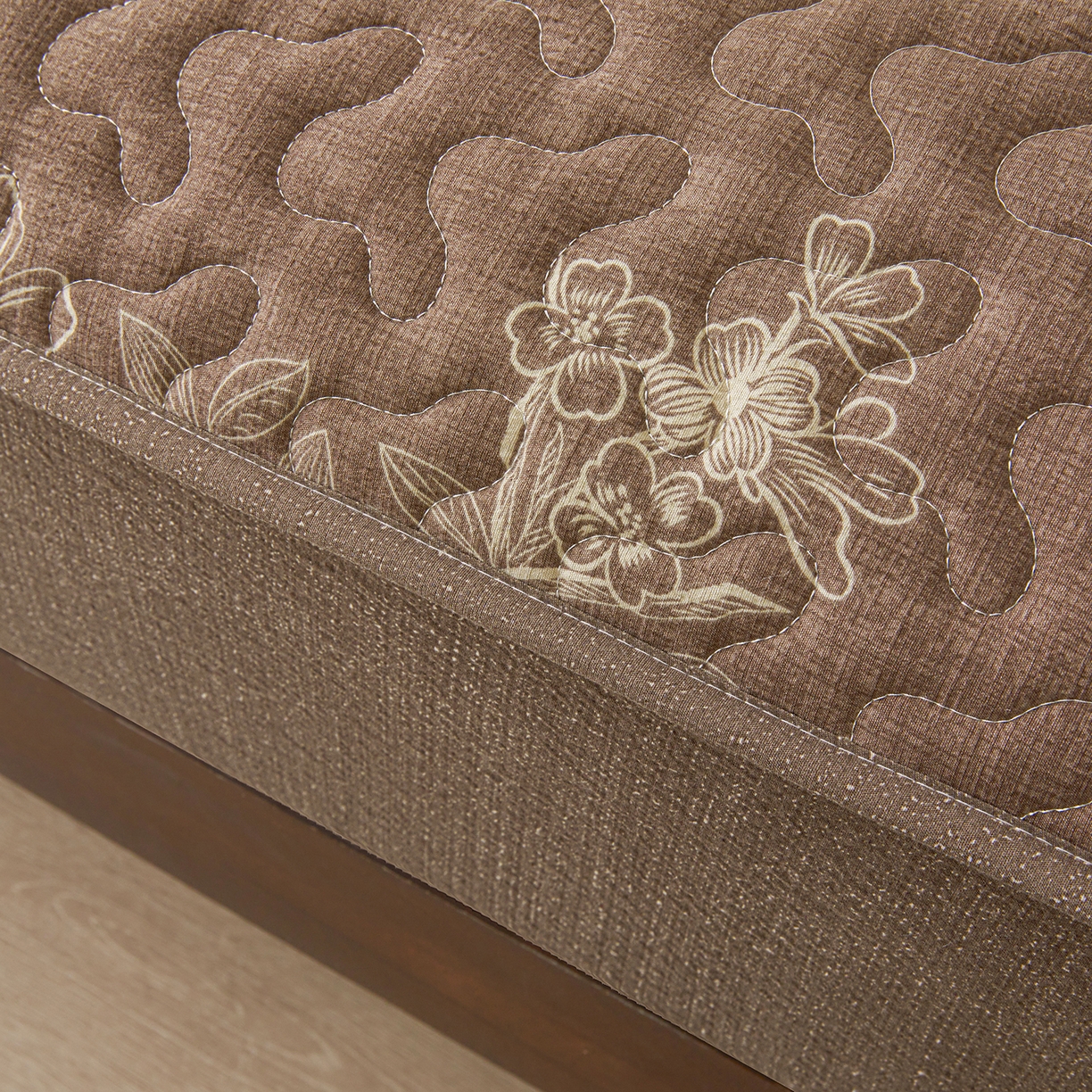 91家纺网 家纺一手货源 找家纺 笠裙家纺 2026新款加厚云感水洗棉印花夹棉床笠床罩【幻彩系列】 幻彩-乌木花园