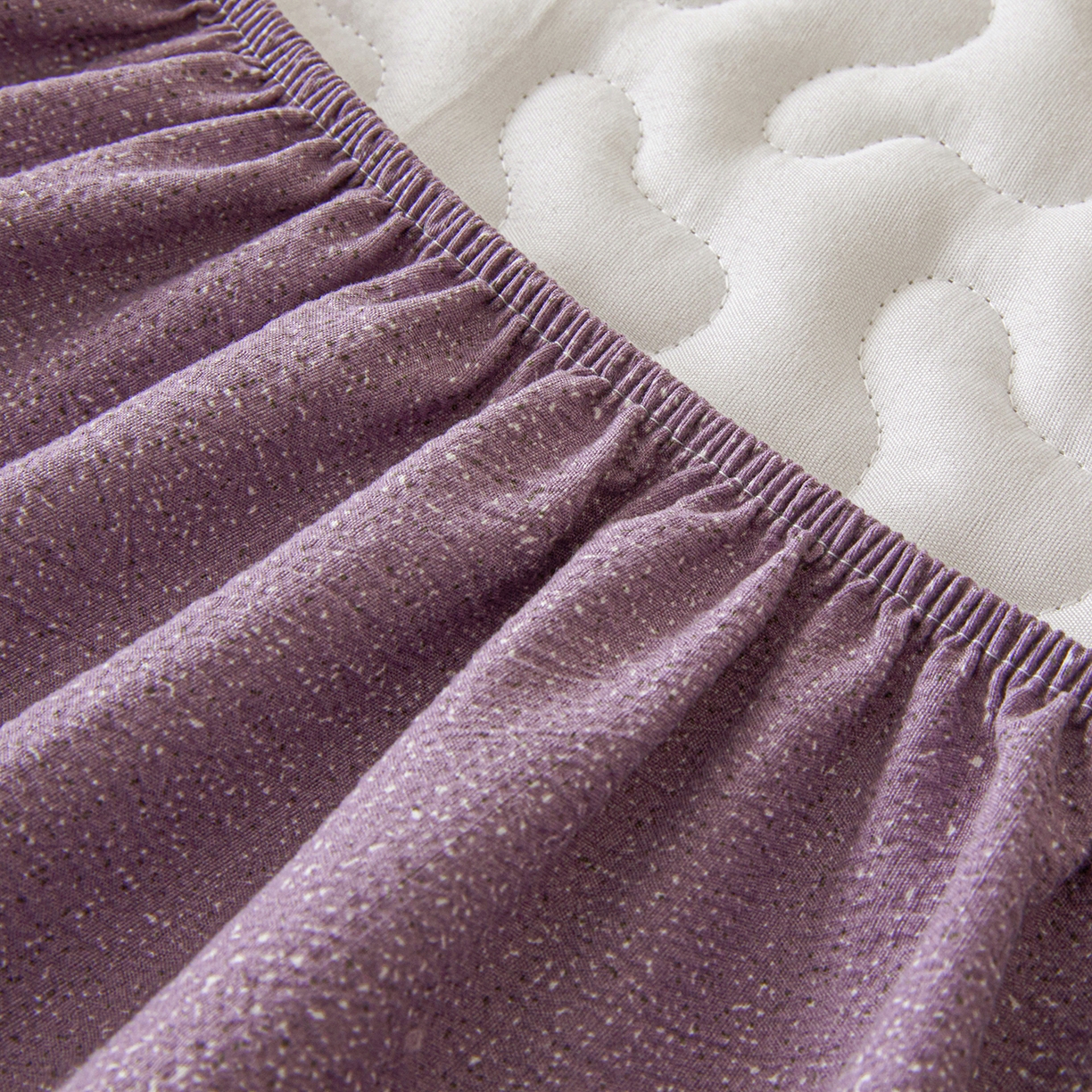 91家纺网 家纺一手货源 找家纺 笠裙家纺 2026新款加厚云感水洗棉印花夹棉床笠床罩【幻彩系列】 幻彩-云黛紫