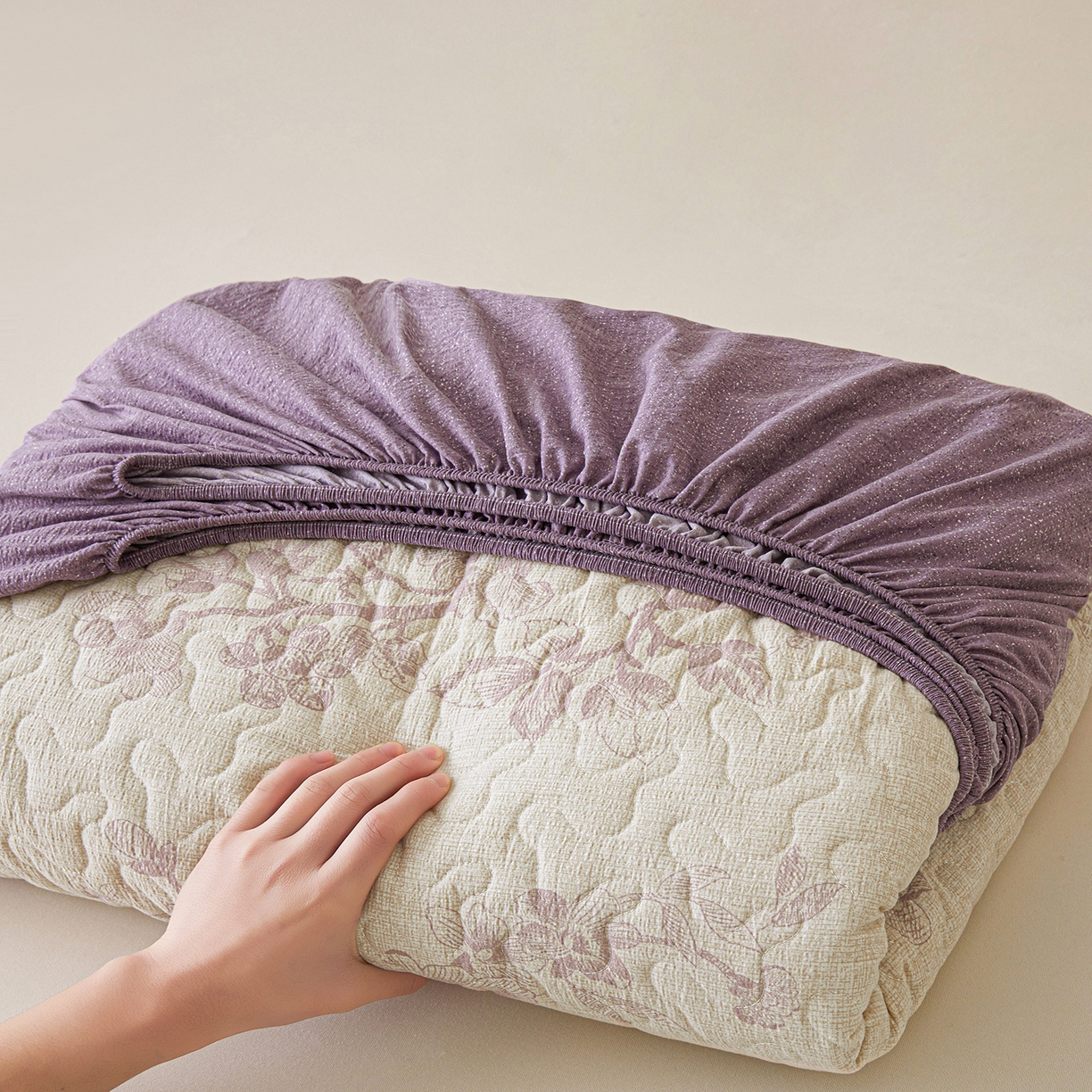 91家纺网 家纺一手货源 找家纺 笠裙家纺 2026新款加厚云感水洗棉印花夹棉床笠床罩【幻彩系列】 幻彩-云黛紫