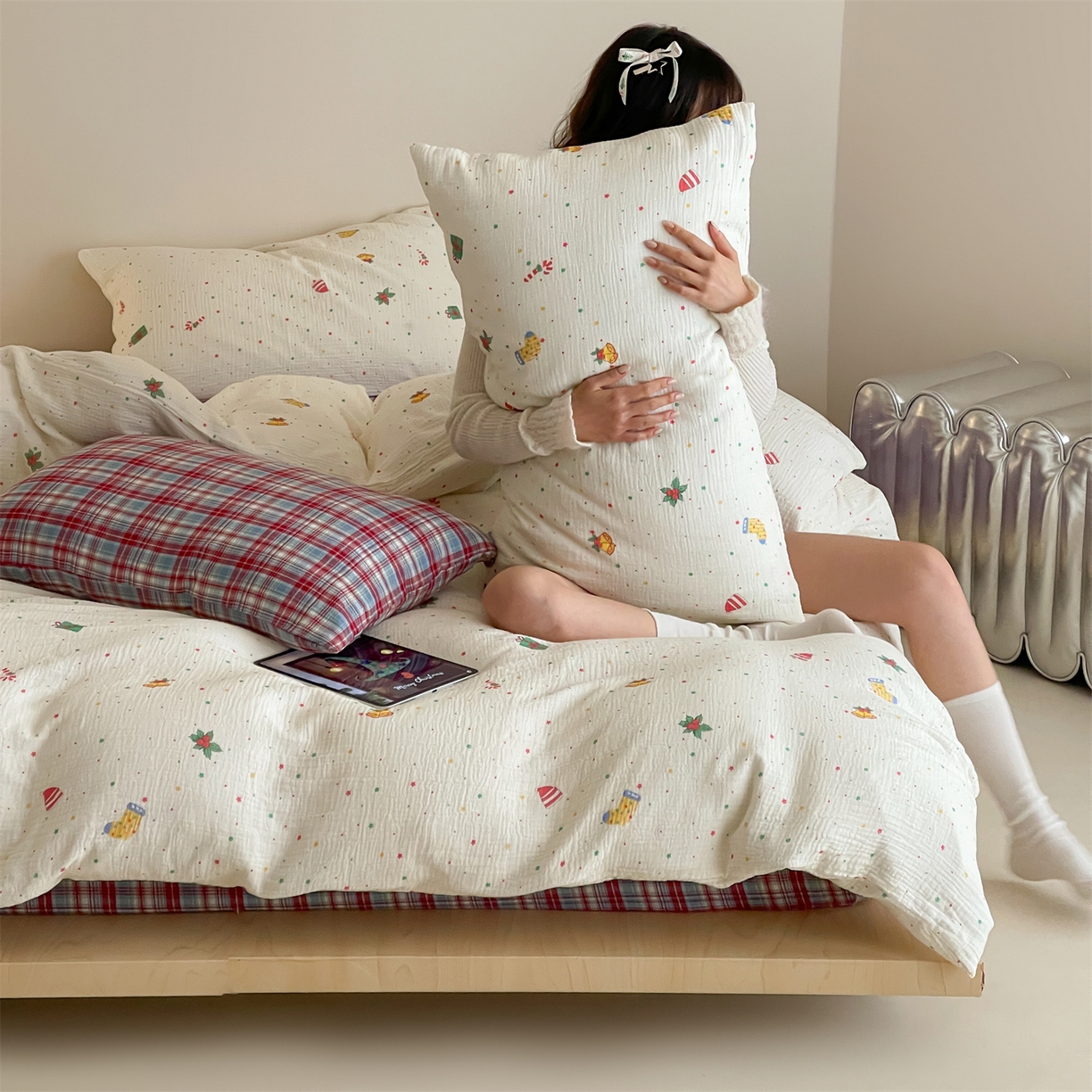 91家纺网 家纺一手货源 找家纺 山舍家居 2025新款全棉双层皱皱纱圣诞特款四件套-圣诞系列 麦琪的礼物-格子床单